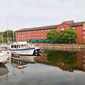 holiday-inn-hull-marina.yorkshirehotels.net/